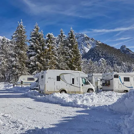 Camping Al Plan Dolomites *