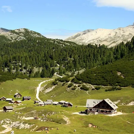 Camping Al Plan Dolomites Campsite *